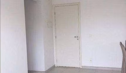 Apartamento 2 Dormitórios (48m²), 1 Banheiro, Sacada, 1 Vaga. Próximo do Shopping Morumbi Town