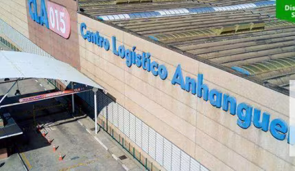 GALPÃO – CENTRO LOGÍSTICO (4.050m²), 8 BANHEIROS, 8 VAGAS. AO LADO DA RODOVIA ANHANGUERA E PRÓXIMO AO RODOANEL