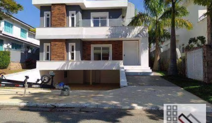 CASA EM CONDOMÍNIO 4 DORMS (550m²), 4 SUÍTES, 4 VAGAS. CASA DE ALTO PADRÃO NO MELHOR DO ALPHAVILLE