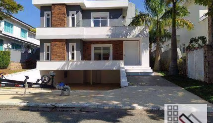 CASA EM CONDOMÍNIO 4 DORMS (550m²), 4 SUÍTES, 4 VAGAS. CASA DE ALTO PADRÃO NO MELHOR DO ALPHAVILLE