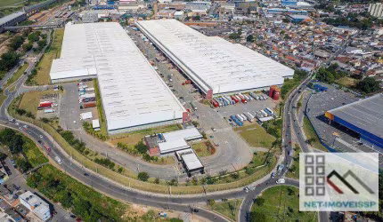 GALPÃO (5.625m²), 10 VAGAS. LOCALIZAÇÃO ESTRATÉGICA E SEGURANÇA PARA ESTOCAGEM E ARMAZENAMENTO