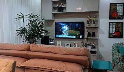 CASAS EM CONDOMÍNIO 3 DORMITÓRIOS (91m² ) 1 SUITE, 2 VAGAS. UM CLUBE COMPLETO E INTEIRINHO PARA VOCÊ