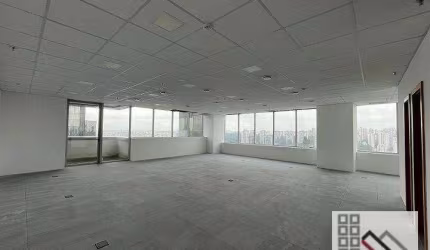 CONJUNTO COMERCIAL (130m²), 2 BANHEIROS, 4 VAGAS. TORRE ALPHA, MAIOR DESTAQUE PARA A SUA EMPRESA