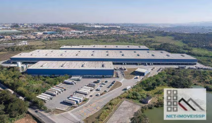 GALPÃO COMERCIAL (6.131m²), 8 BANHEIROS, 12 VAGAS. LOCALIZAÇÃO ESTRATÉGICA E SEGURANÇA PARA ESTOCAGEM E ARMAZENAGEM