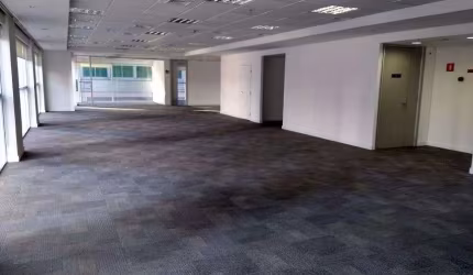 CONJUNTO COMERCIAL (456m²), 3 BANHEIROS, 13 VAGAS. PRÓXIMO DO SHOPPING VILA OLÍMPIA