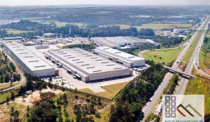 GALPÃO LOGÍSTICO (3.570,43m²), 32 VAGAS. LOCALIZAÇÃO ESTRATÉGICA, AO LADO DA RODOVIA SANTOS DUMONT