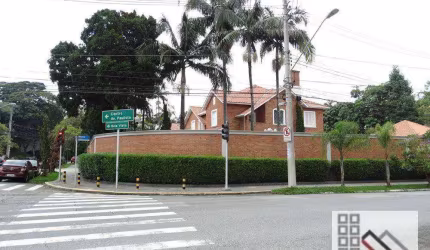 CASA DE ESQUINA COMERCIAL/RESIDENCIAL (850m²), 2 BANHEIROS, 12 VAGAS, TERRAÇO. CASA DE CINEMA NO JARDIM AMÉRICA