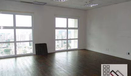 CONJUNTO COMERCIAL DUPLEX (120m²), 2 BANHEIROS, 2 VAGAS, TERRAÇO. AO LADO DO SHOPPING MORUMBI