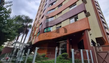 Apartamento ao lado do Shopping Mueller Edifício com Piscina e Quadra