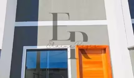 Casa à venda em Joinville-SC, Nova Brasília: 2 quartos, 2 banheiros, 1 vaga de garagem. Conforto e praticidade!