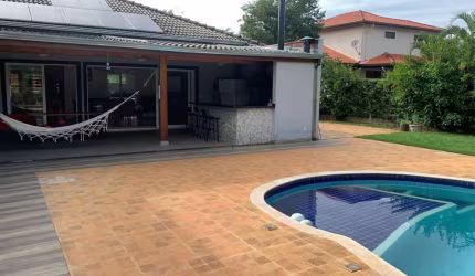 Chácara para Venda em Salto, Jardim Primavera, 3 dormitórios, 3 suítes, 4 banheiros, 2 vagas