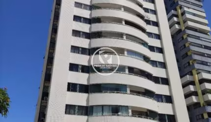 Apartamento para vender com 3 quartos (1 suíte), área útil de 107m², no calçadão de Candeias