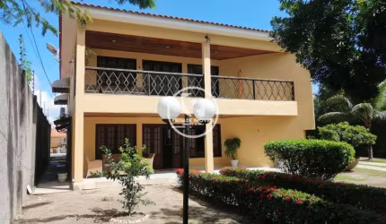 Casa para alugar com 6 quartos (sendo 4 suítes), com 400m² em Candeias
