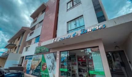 Apartamento para Venda em Guarapuava, Santa Cruz, 3 dormitórios, 1 suíte, 2 banheiros, 2 vagas
