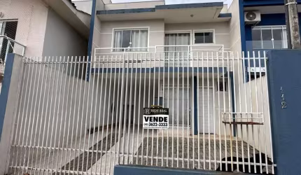 Sobrado para Venda em Guarapuava, Boqueirão, 3 dormitórios, 1 suíte, 1 banheiro, 2 vagas