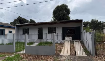 Casa para Venda em Guarapuava, Dos Estados, 2 dormitórios, 1 banheiro, 1 vaga