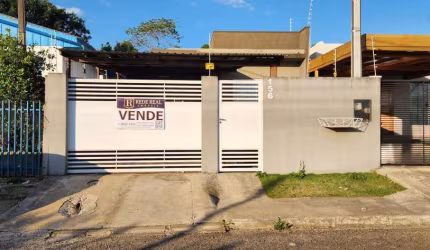 Casa para Venda em Guarapuava, Morro Alto, 2 dormitórios, 1 suíte, 1 banheiro, 2 vagas