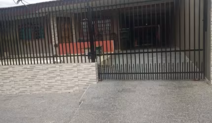 Casa para Venda em Guarapuava, Boqueirão, 3 dormitórios, 1 banheiro, 3 vagas