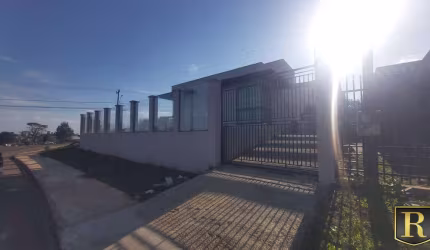 Casa para Venda em Guarapuava, Morro Alto, 2 dormitórios, 1 suíte, 2 banheiros, 2 vagas