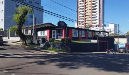 Imóvel Comercial para Venda em Guarapuava, Centro, 3 dormitórios, 2 vagas