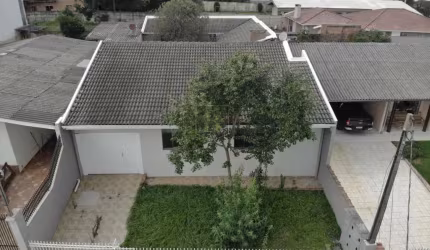 Casa para Venda em Guarapuava, Santa Cruz, 3 dormitórios, 1 suíte, 2 vagas