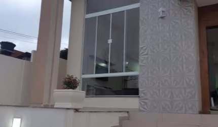 Casa para Venda em Guarapuava, Batel, 2 dormitórios, 1 suíte, 1 banheiro, 4 vagas