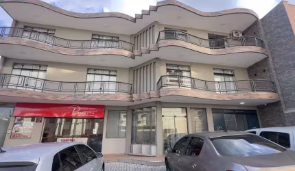 Imóvel Comercial para Locação em Guarapuava, Centro, 1 banheiro, 1 vaga