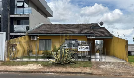 Casa para Venda em Guarapuava, Boqueirão, 5 dormitórios, 1 suíte