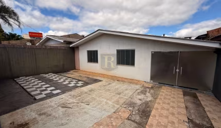 Casa para Venda em Guarapuava, Conradinho, 3 dormitórios, 1 banheiro, 4 vagas