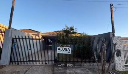 Casa para Locação em Guarapuava, Vila Carli, 3 dormitórios, 1 suíte, 3 banheiros, 1 vaga