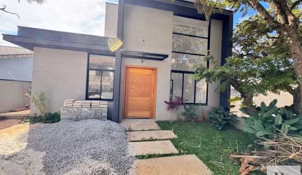 Casa recém construída e fase de acabamento no Jardim Paulista/ Atibaia -SP
