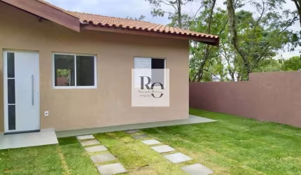 Casa à Venda com 55m² construído R$ 410.000 no Jardim São Felipe Atibaia - SP