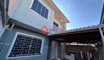 Sobrado com 3 dormitórios à venda, 130 m - Fazendinha - Curitiba PR