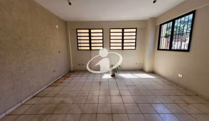Prédio com 13 salas para alugar no Conjunto Segismundo Pereira, Uberlândia  por R$ 15.000