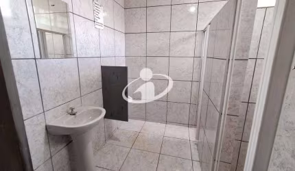 Barracão / Galpão / Depósito para alugar na Nossa Senhora das Graças, Uberlândia  por R$ 6.000