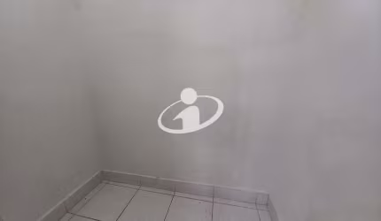 Sala comercial para alugar no Marta Helena, Uberlândia  por R$ 1.800