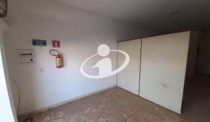 Ponto comercial para alugar em São Jorge, Uberlândia  por R$ 1.200