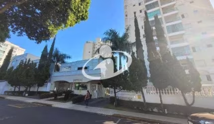 Apartamento com 3 quartos para alugar no Santa Mônica, Uberlândia  por R$ 3.500