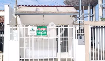 Casa comercial com 1 sala para alugar no Centro, Uberlândia  por R$ 1.400