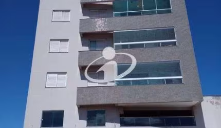 Apartamento com 3 quartos para alugar na Nossa Senhora Aparecida, Uberlândia  por R$ 3.500