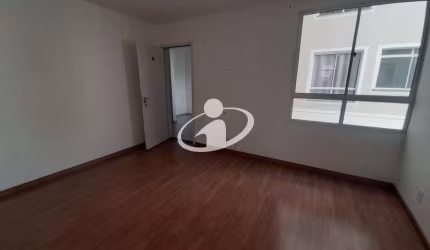 Apartamento com 2 quartos para alugar no Jardim Brasília, Uberlândia  por R$ 1.300