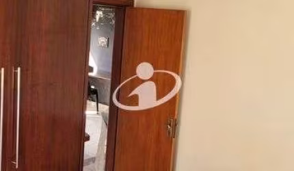 Apartamento com 3 quartos para alugar no Santa Mônica, Uberlândia  por R$ 2.500