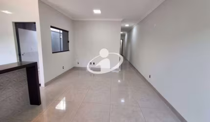 Casa com 3 quartos para alugar no Novo Mundo, Uberlândia  por R$ 3.300