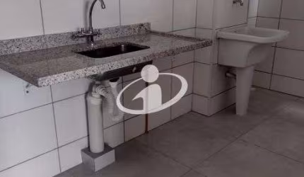Apartamento com 2 quartos para alugar em Laranjeiras, Uberlândia  por R$ 1.200