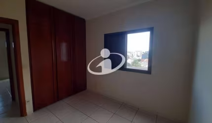 Apartamento com 3 quartos para alugar na Nossa Senhora Aparecida, Uberlândia  por R$ 2.000
