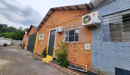 Barracão / Galpão / Depósito para alugar no São José, Caxias do Sul  por R$ 14.000