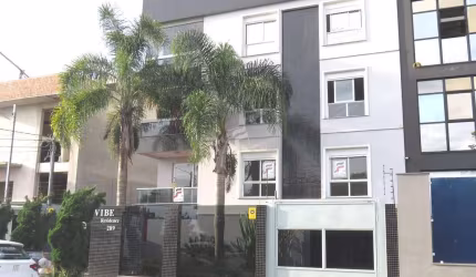 Apartamento com 3 quartos para alugar no Cinqüentenário, Caxias do Sul , 105 m2 por R$ 2.200