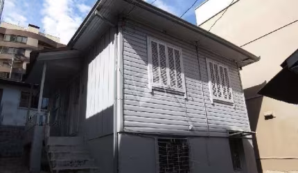 Casa com 2 quartos para alugar no Exposição, Caxias do Sul , 40 m2 por R$ 850