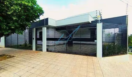 Casa à venda em Maringá, Jardim Dias II, com 3 quartos, com 129 m²
