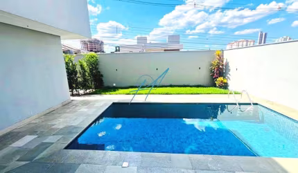 Casa à venda em Maringá, Jardim Cidade Monções, com 3 quartos, com 237.5 m²